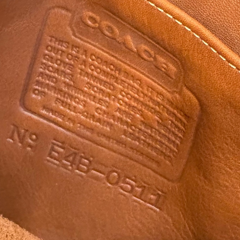 Coach international travel bag #0511 in British Tan leather unisex - Picture 12 of 12